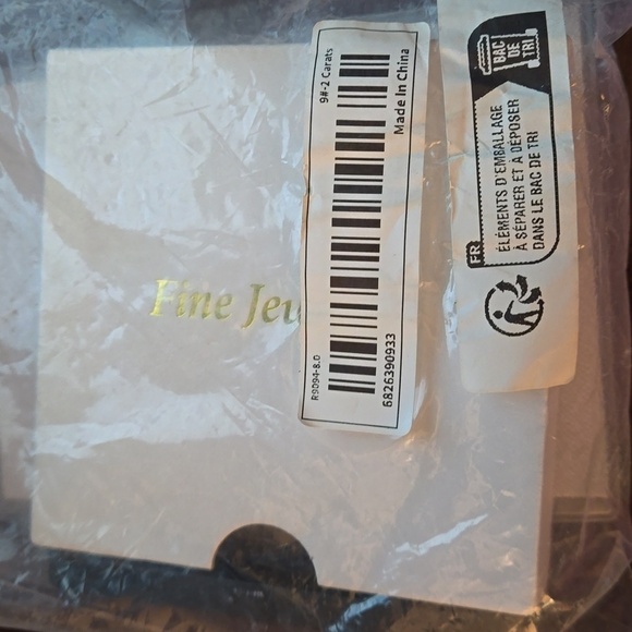 925 Silver Inlaid 2 carats Moissanite Ring - Picture 9 of 9